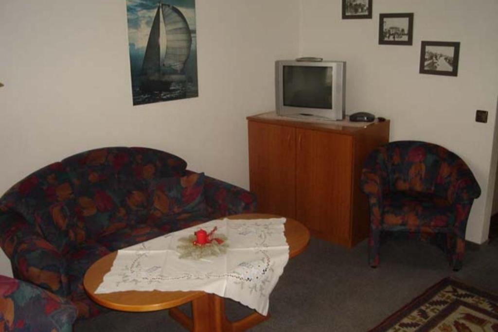 Haus Dwarsloeper, Ferienwohnung 5 Куксхафен Экстерьер фото